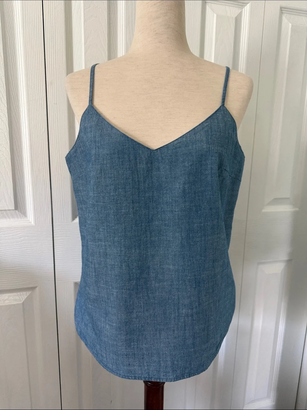 NWT J. Crew Blue Chambray V-Neck Spaghetti Strap Camisole Sz 8